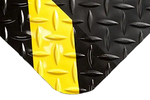 Wearwell® UltraSoft DiamondPlate SpongeCote Mats